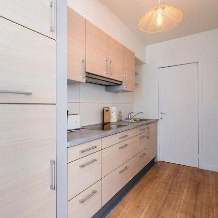 Ruim En Warm Appartement In De Winkelstraat Van Oostende 外观 照片